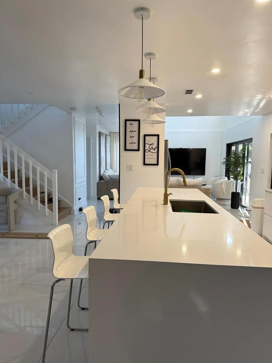 1401 SW 18TH STREET Boca Raton, FL 33486