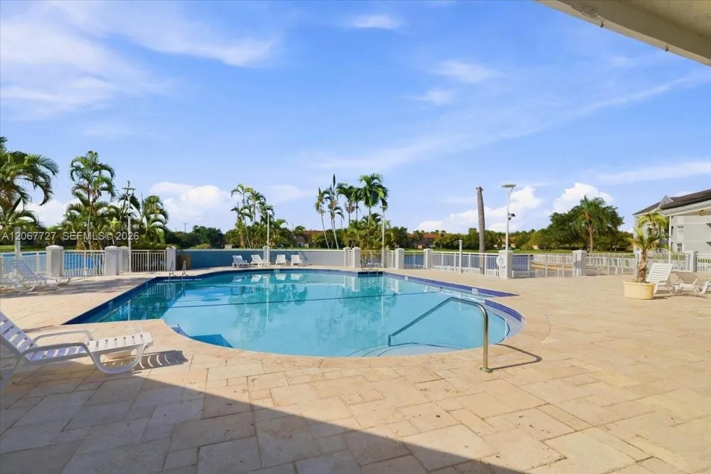 8660 SW 212th St #306 Cutler Bay, FL 33189