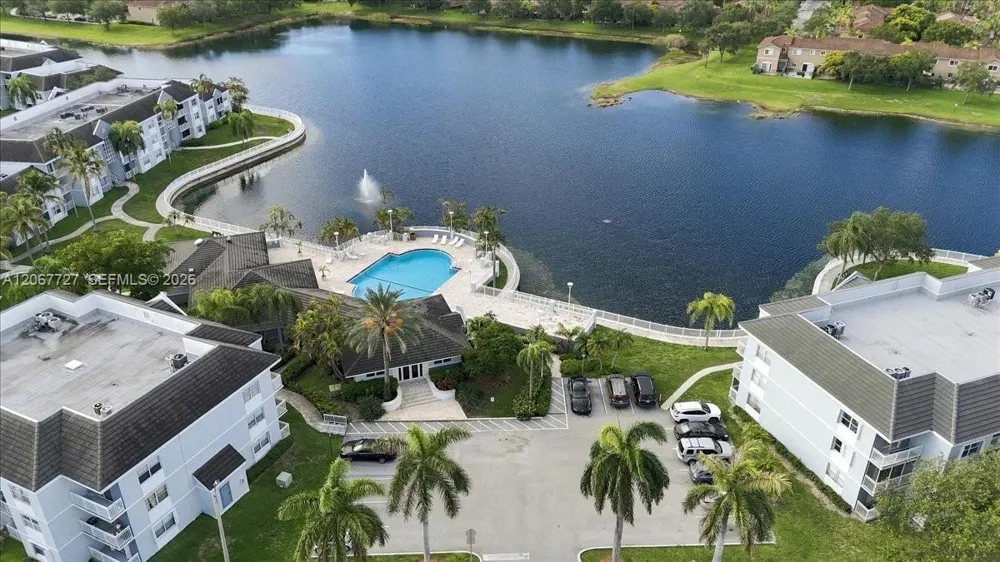 8660 SW 212th St #306 Cutler Bay, FL 33189