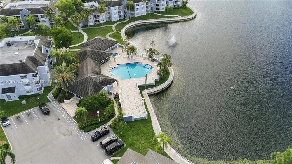 8660 SW 212th St #306 Cutler Bay, FL 33189