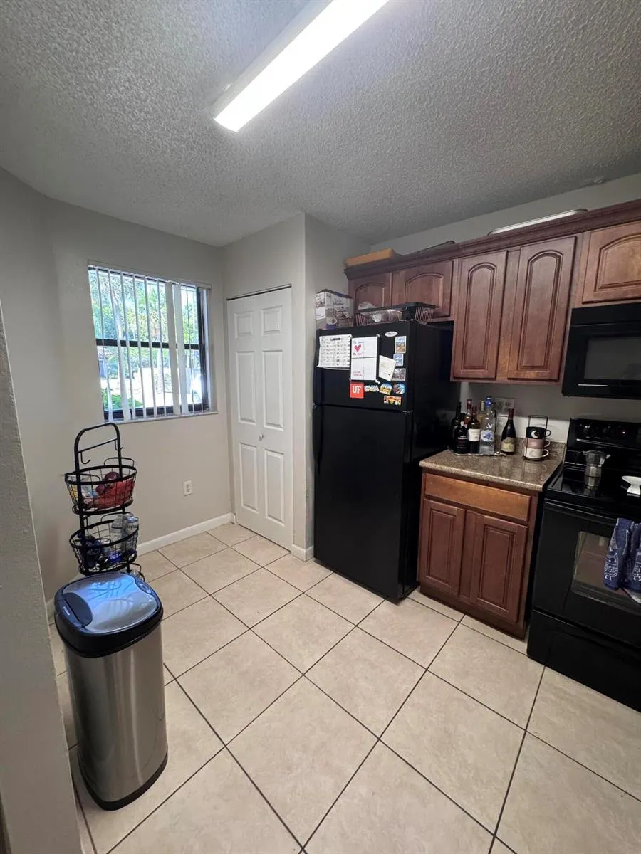 9957 NOB HILL PLACE #9957 Sunrise, FL 33351