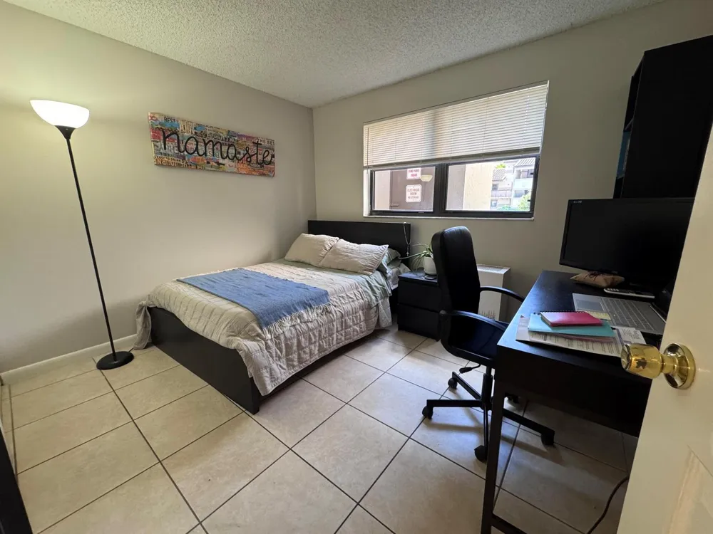 9957 NOB HILL PLACE #9957 Sunrise, FL 33351
