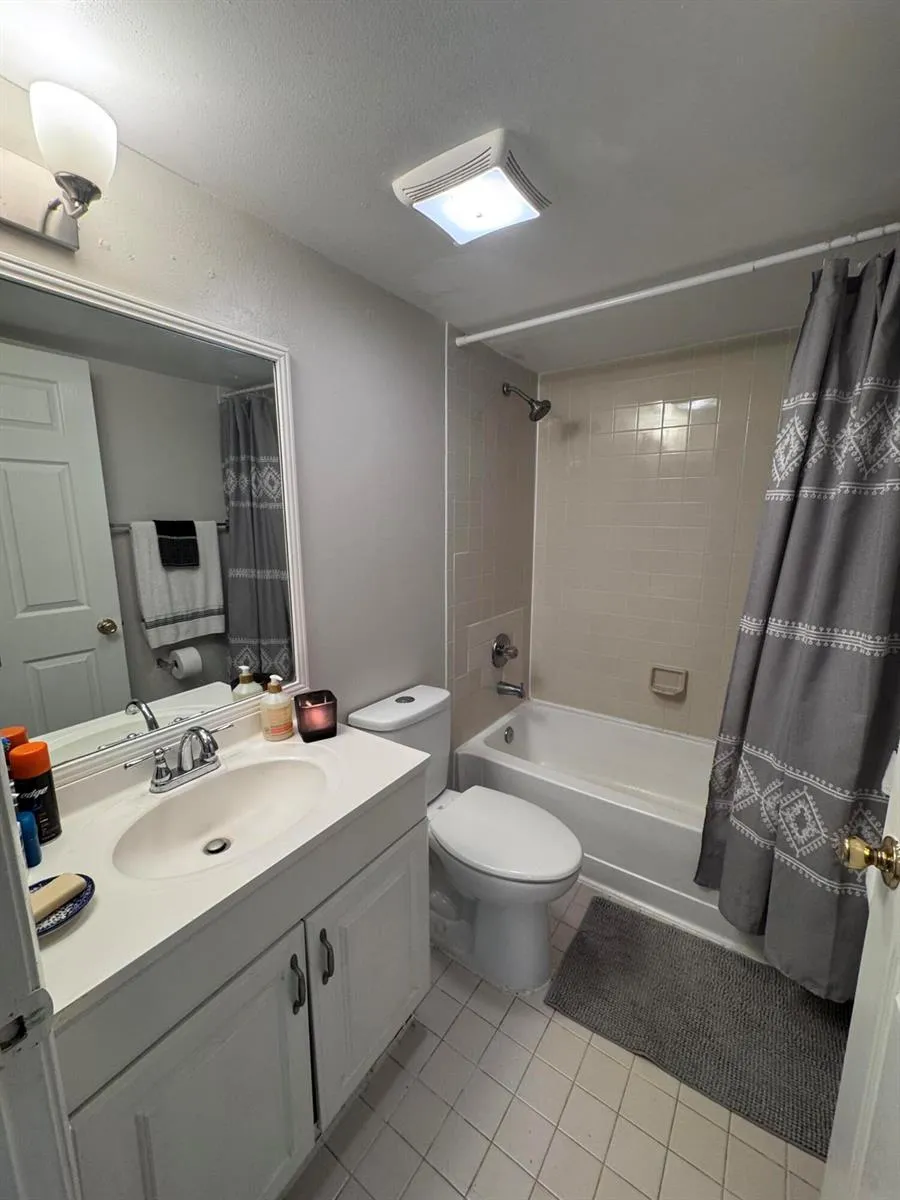 9957 NOB HILL PLACE #9957 Sunrise, FL 33351