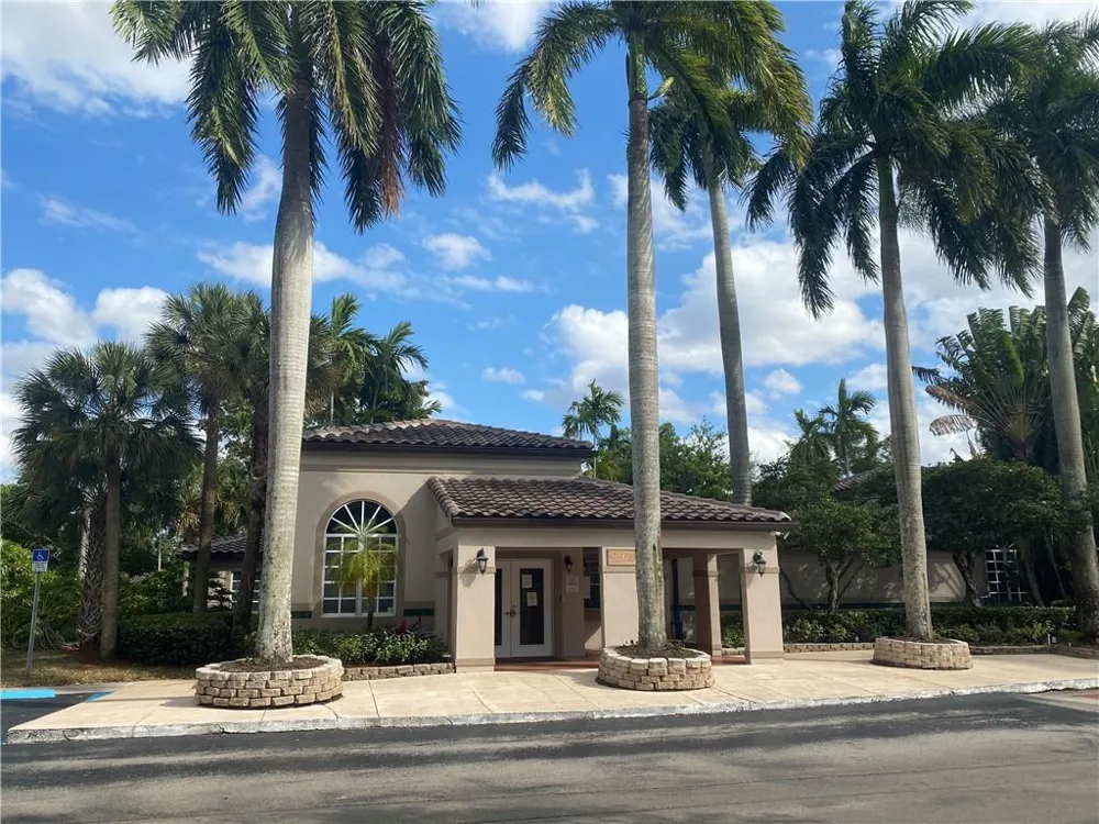 9957 NOB HILL PLACE #9957 Sunrise, FL 33351