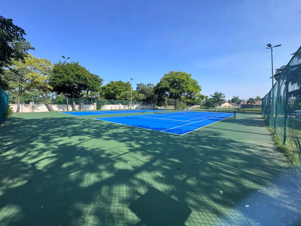 9957 NOB HILL PLACE #9957 Sunrise, FL 33351