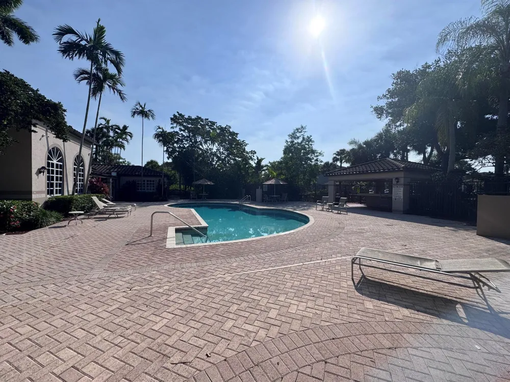 9957 NOB HILL PLACE #9957 Sunrise, FL 33351