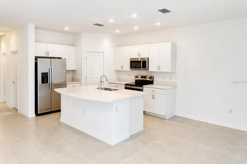 9052 DRIVEN SNOW STREET Sarasota, FL 34241