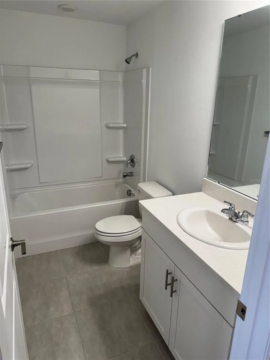 9052 DRIVEN SNOW STREET Sarasota, FL 34241