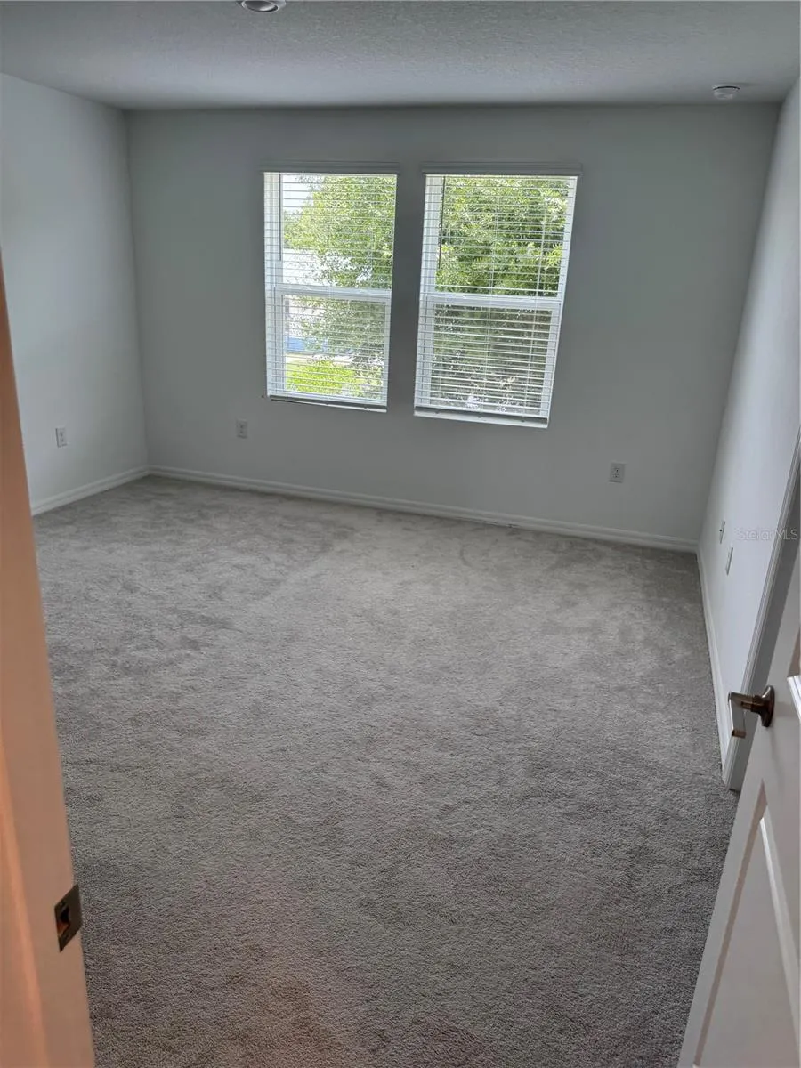 9052 DRIVEN SNOW STREET Sarasota, FL 34241