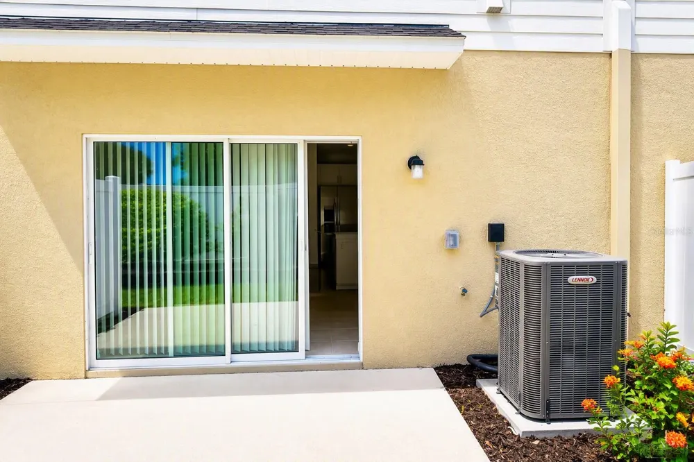 9052 DRIVEN SNOW STREET Sarasota, FL 34241