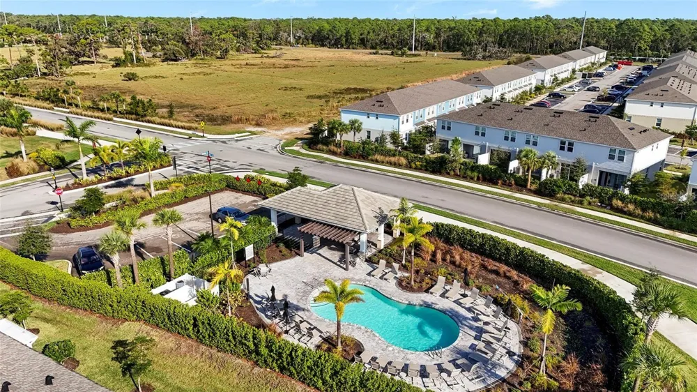 9052 DRIVEN SNOW STREET Sarasota, FL 34241