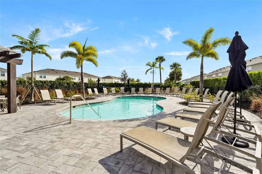 9052 DRIVEN SNOW STREET Sarasota, FL 34241
