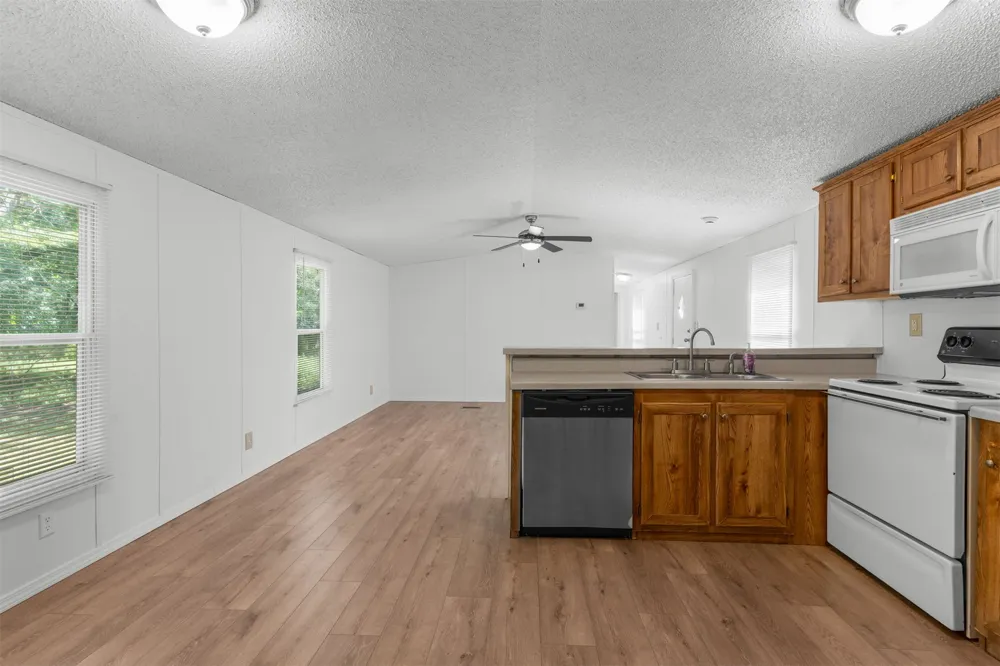 16122 S Maple Drive Kellyville, OK 74039
