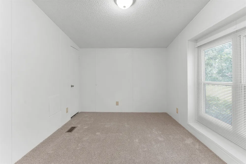 16122 S Maple Drive Kellyville, OK 74039