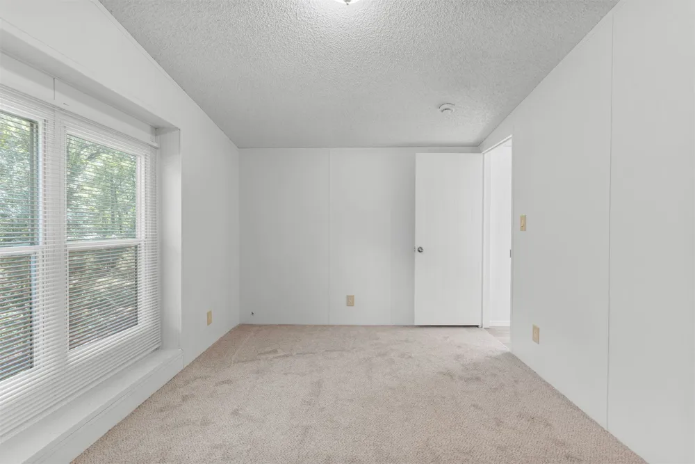 16122 S Maple Drive Kellyville, OK 74039