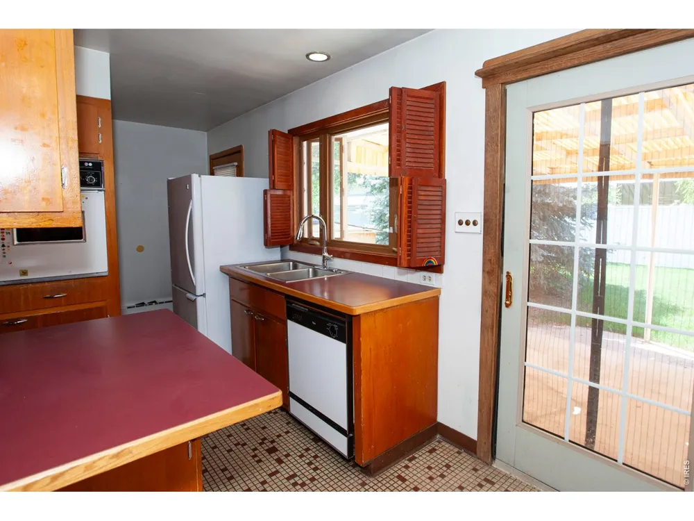 910 S 10th Avenue Sterling, CO 80751