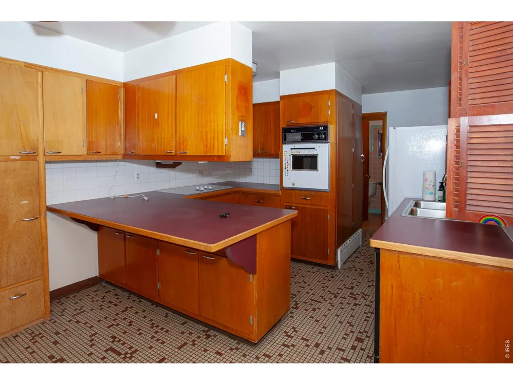 910 S 10th Avenue Sterling, CO 80751