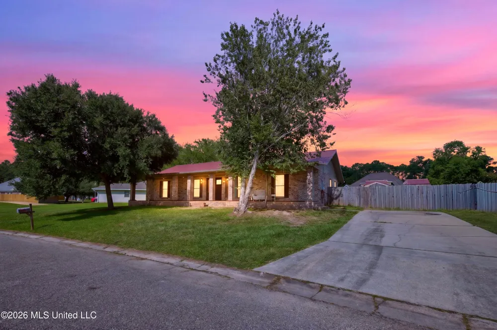 210 Idlewood Drive Waveland, MS 39576