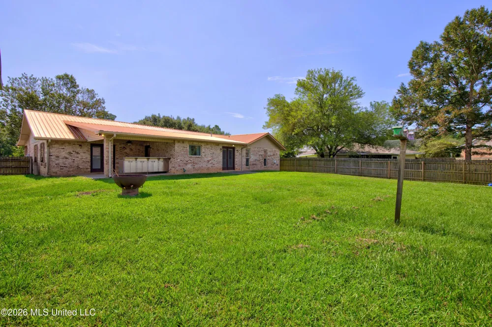 210 Idlewood Drive Waveland, MS 39576