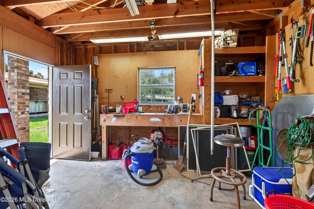 210 Idlewood Drive Waveland, MS 39576