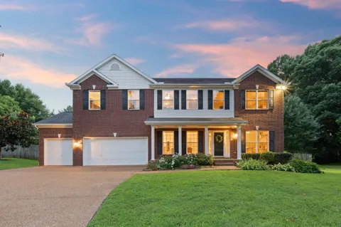 3107 Thornberry Cir