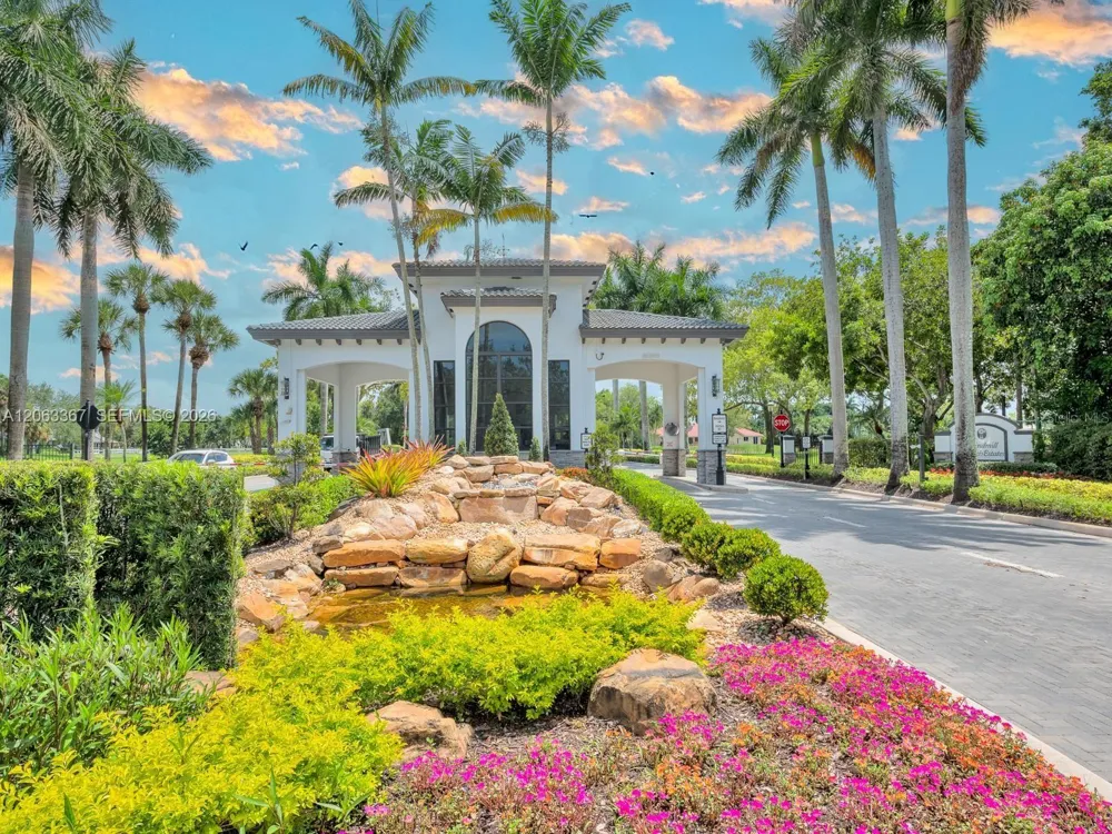 2710 WALKERS WAY Weston, FL 33331
