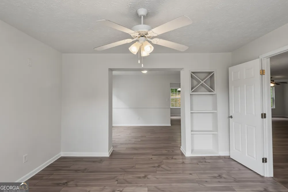 2213 Pine View TRL Ellenwood, GA 30294