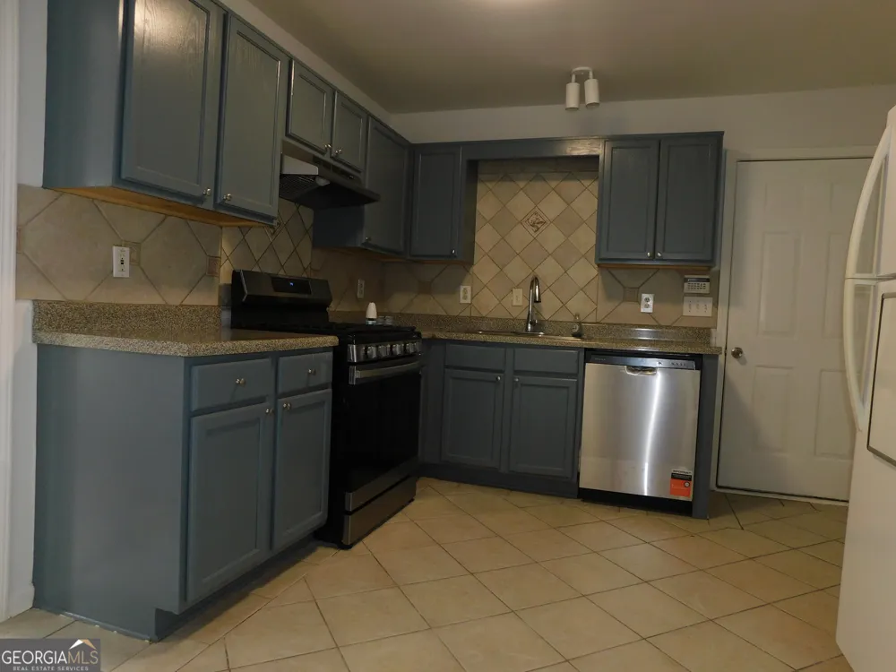 6195 Green Wing WAY Morrow, GA 30260