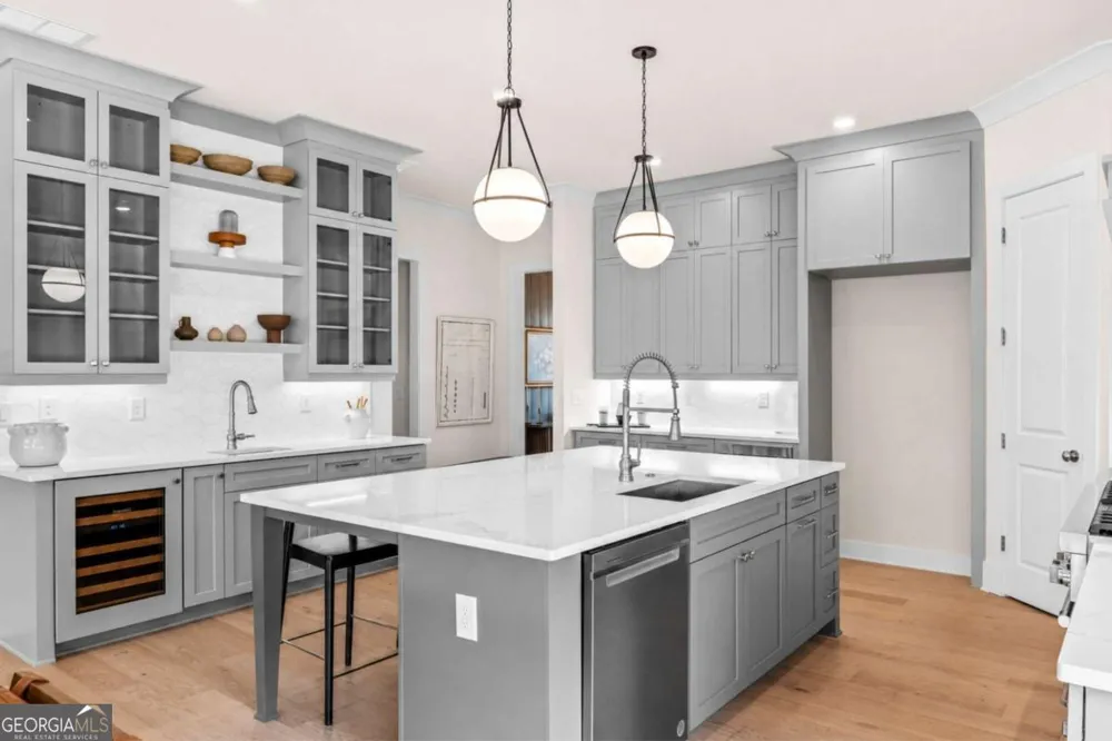 2039 Village WALK Milton, GA 30004