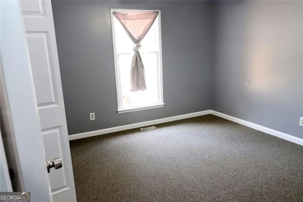 150 Bunny LN Fayetteville, GA 30215