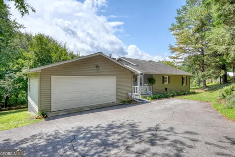 1523 Berrong RD