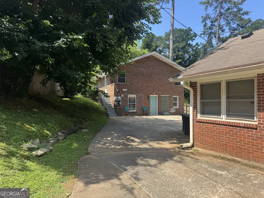 2178 Rugby AVE College Park, GA 30337