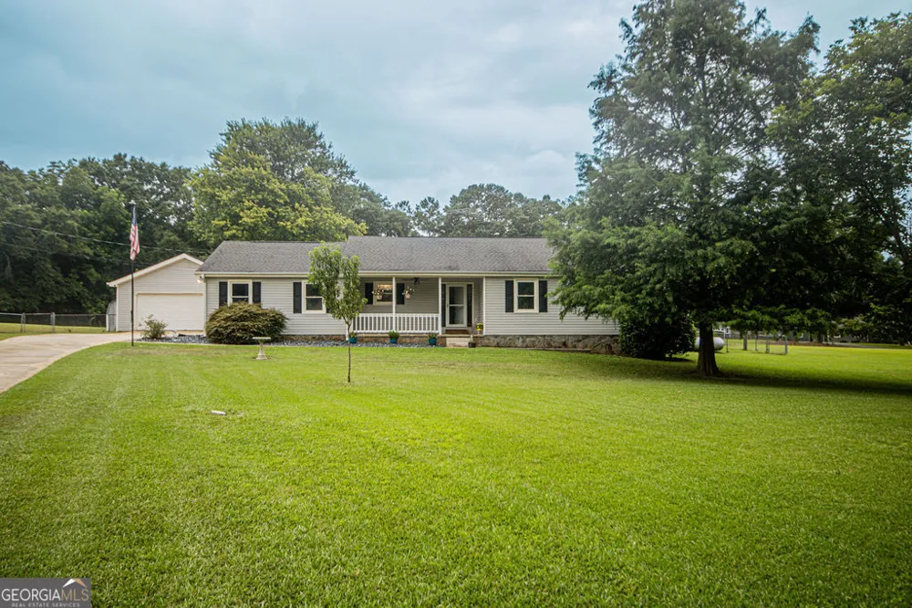 162 Price DR W Locust Grove, GA 30248