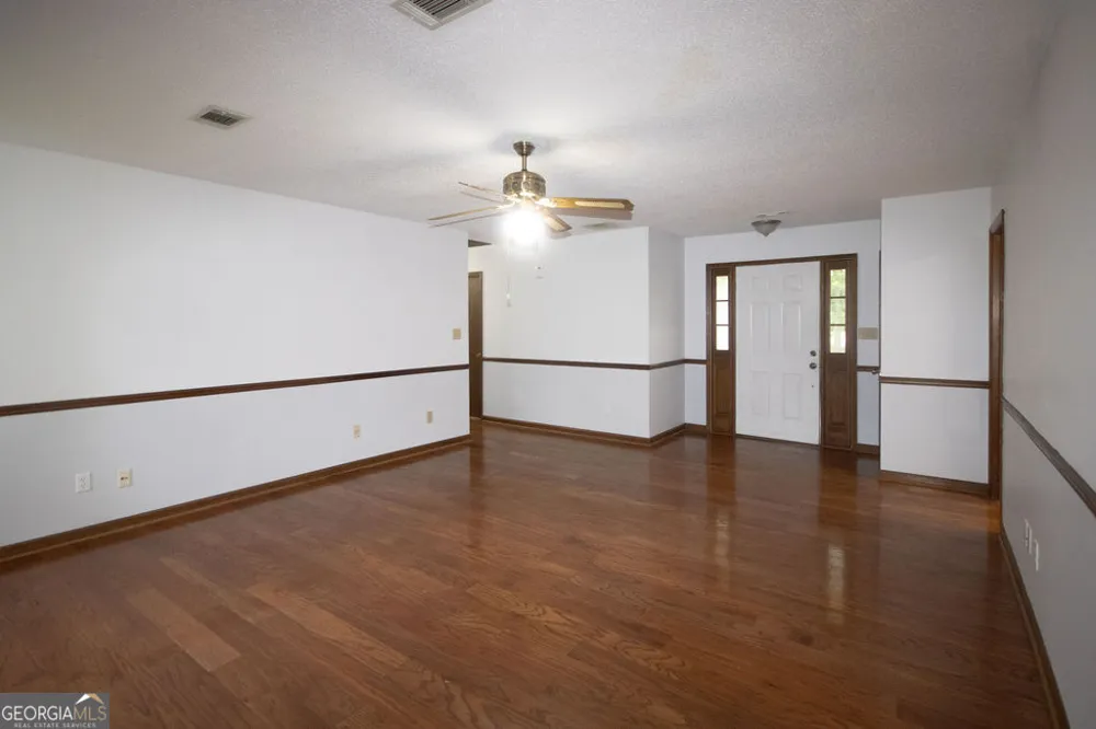 162 Price DR W Locust Grove, GA 30248