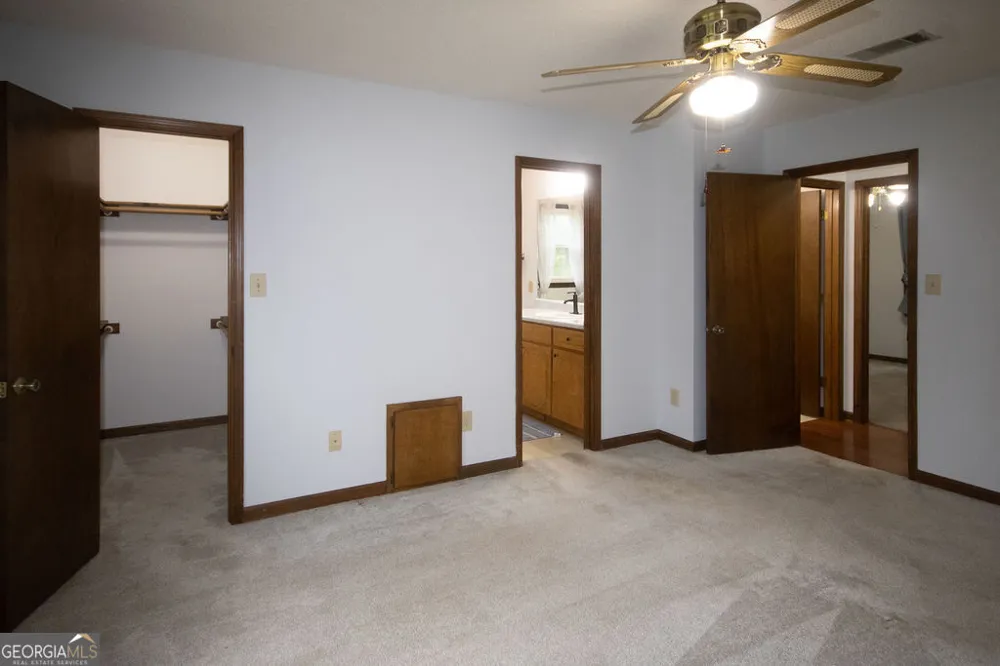 162 Price DR W Locust Grove, GA 30248