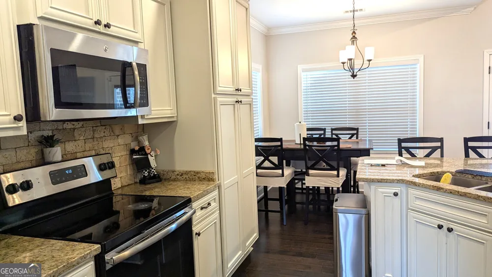 326 Willow Cove CT Lizella, GA 31052