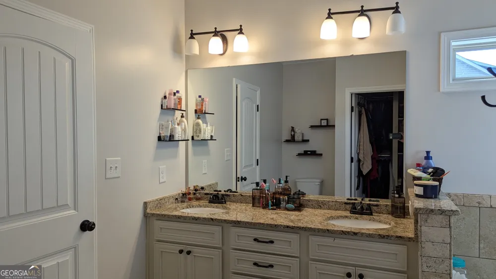 326 Willow Cove CT Lizella, GA 31052