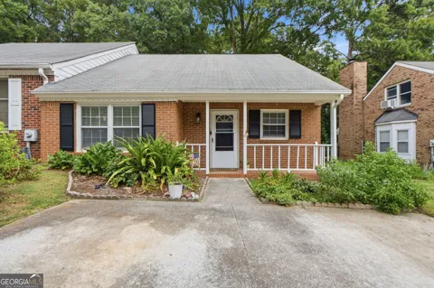 320 Williamsburg Way
