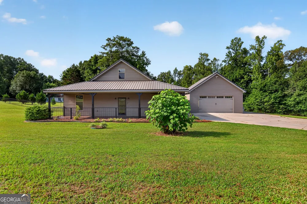 1723 Drew Allen RD Williamson, GA 30292