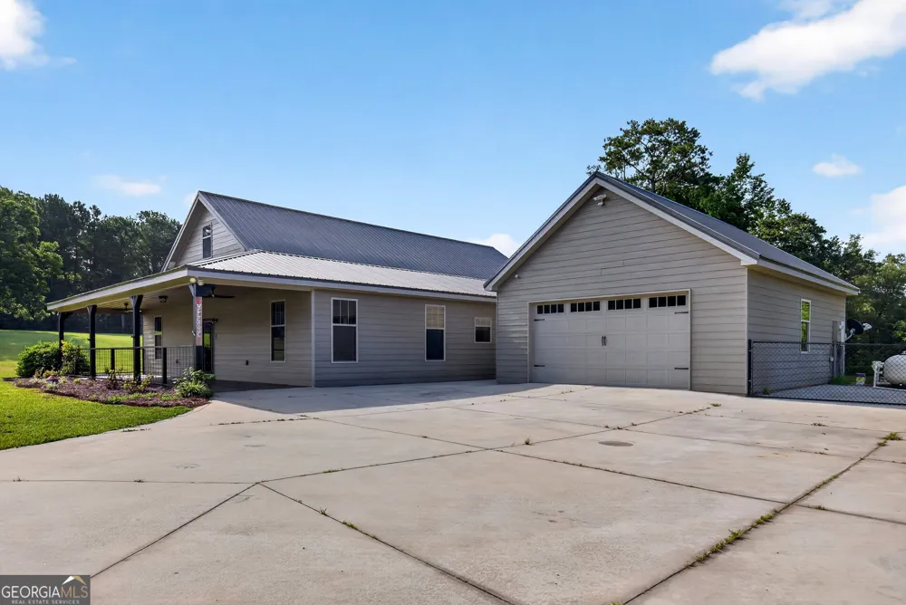 1723 Drew Allen RD Williamson, GA 30292