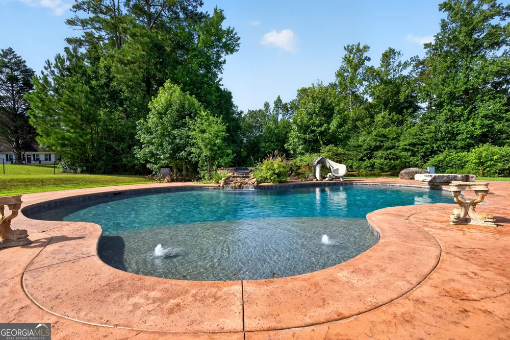 1723 Drew Allen RD Williamson, GA 30292