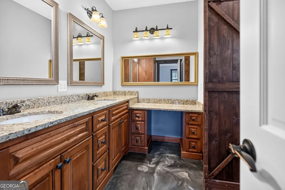 1723 Drew Allen RD Williamson, GA 30292