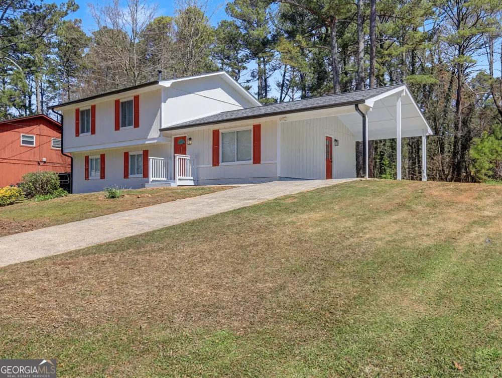7230 Connell RD Fairburn, GA 30213