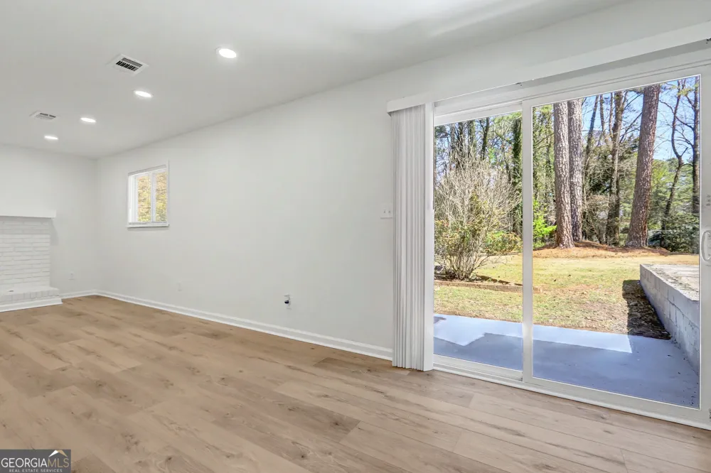 7230 Connell RD Fairburn, GA 30213