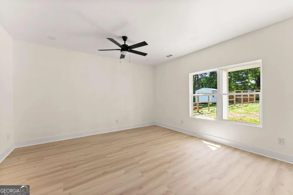 172 Llewellyn ST Clarkesville, GA 30523