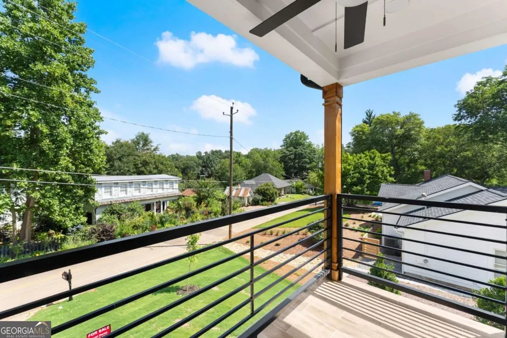 172 Llewellyn ST Clarkesville, GA 30523