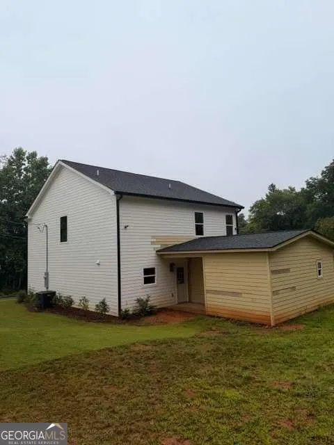172 Llewellyn ST Clarkesville, GA 30523