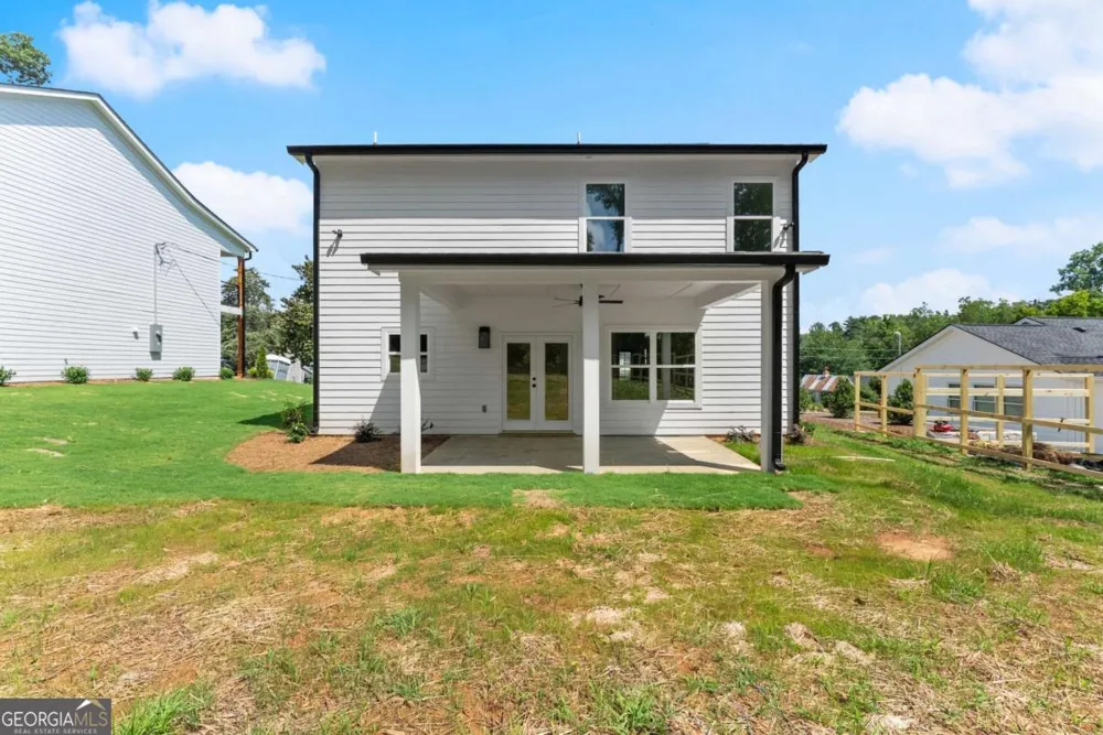 172 Llewellyn ST Clarkesville, GA 30523