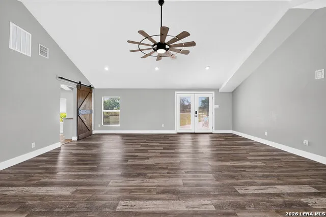 280 County Road 322 La Vernia, TX 78121