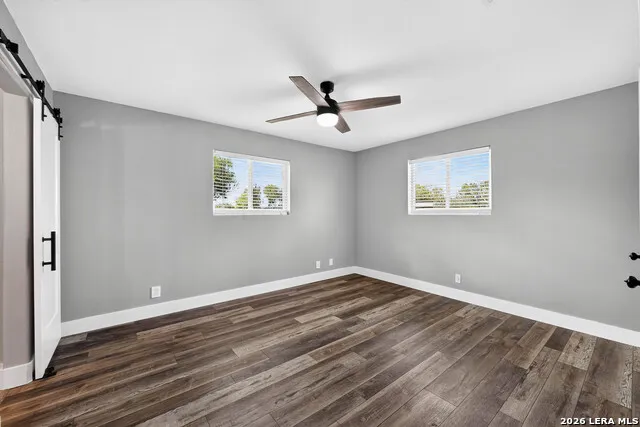 280 County Road 322 La Vernia, TX 78121